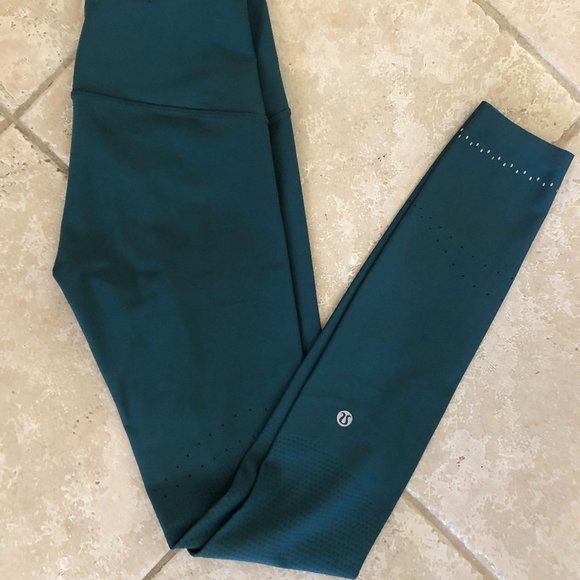 lululemon athletica Pants - lululemon Zoned In Tight 27” - Night Diver- Size